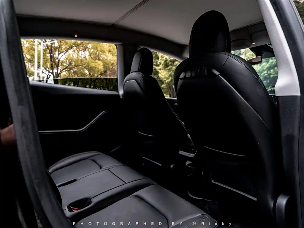 Tesla Model Y 2021 3D7