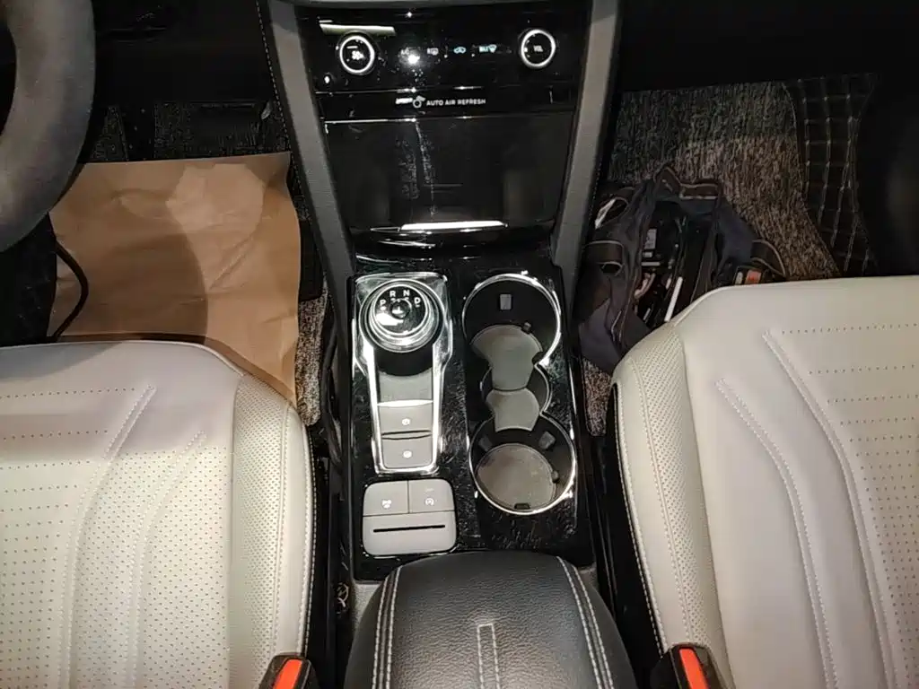Ford Escape — миниатюра 14