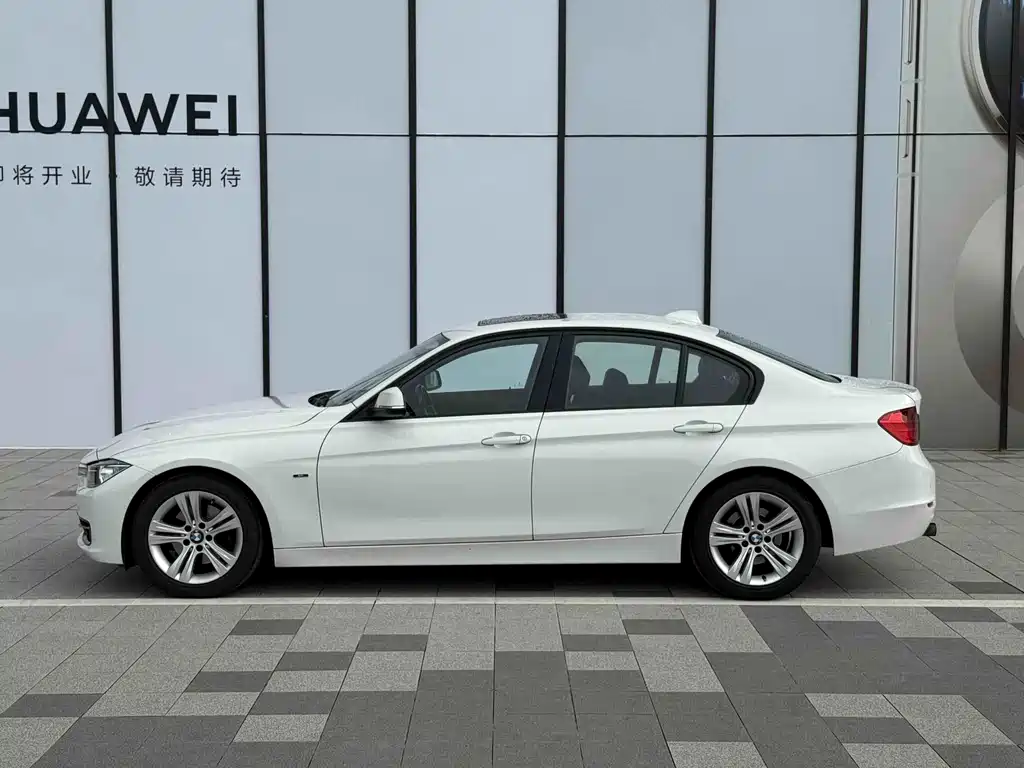 BMW 3 Series — миниатюра 11