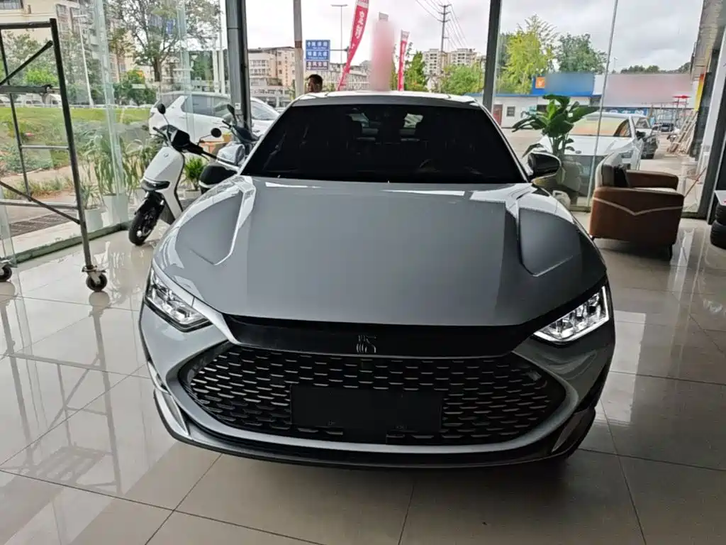 BYD Han — миниатюра 3