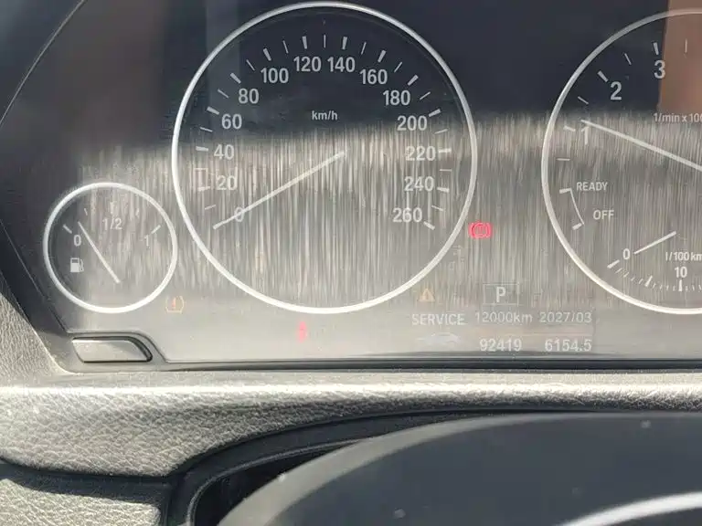 BMW 3 Series — миниатюра 12