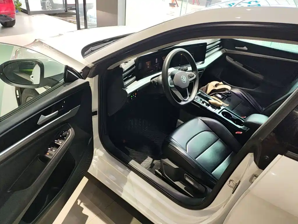 Volkswagen Lamando — миниатюра 16