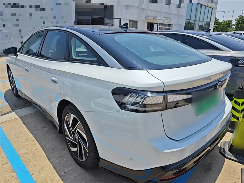 Volkswagen ID.7 VIZZION