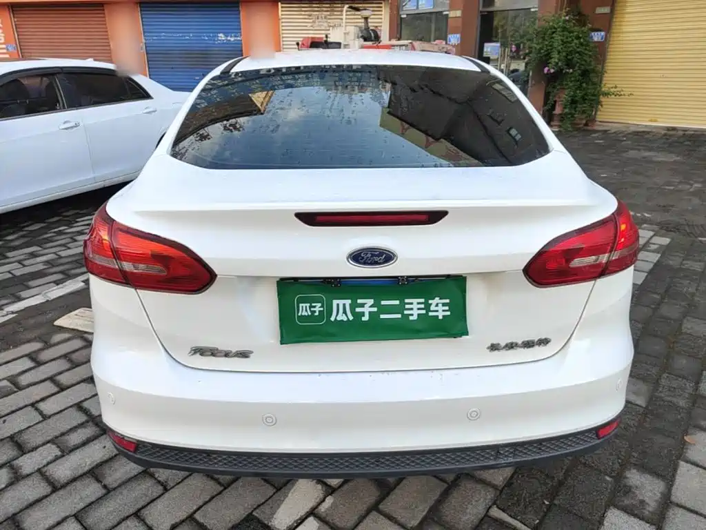 Ford Focus — миниатюра 6