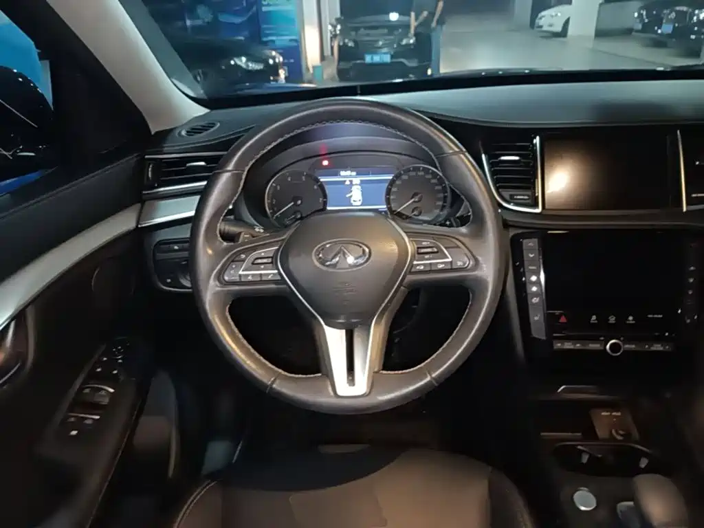 Infiniti QX50 — миниатюра 11