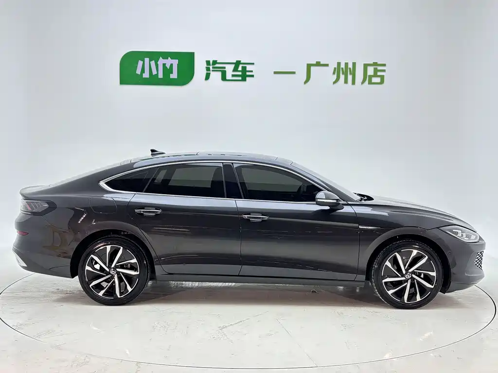 Volkswagen Lamando 2022 L 280TSI DSG Flagship