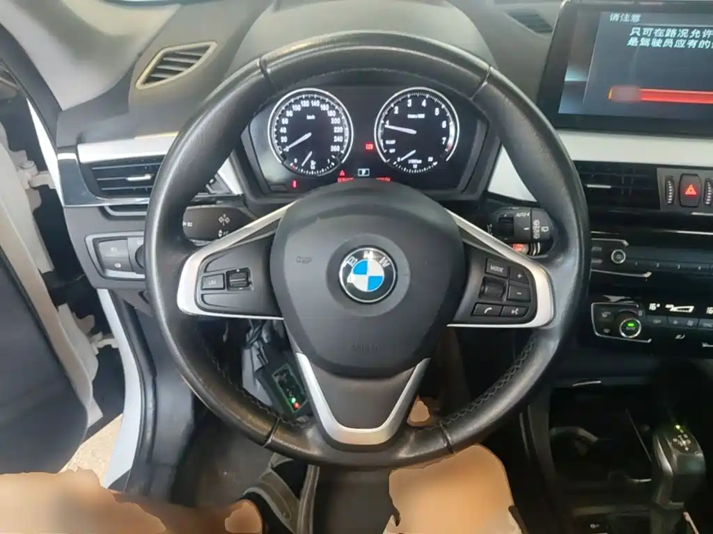 BMW X1 — миниатюра 11
