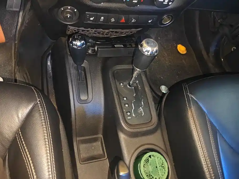 Jeep Wrangler — миниатюра 16