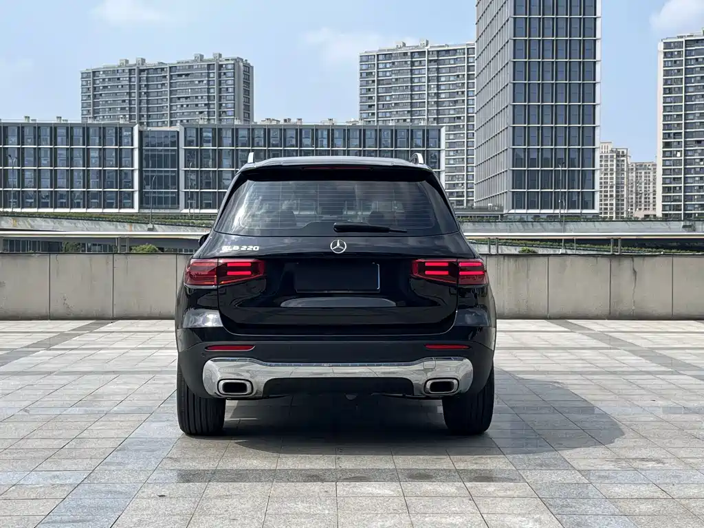 Mercedes-Benz GLB — миниатюра 15