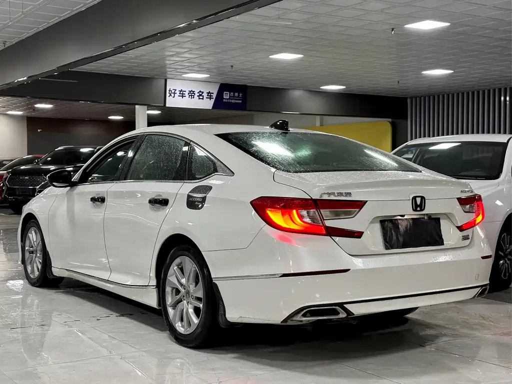 Honda Accord — миниатюра 3