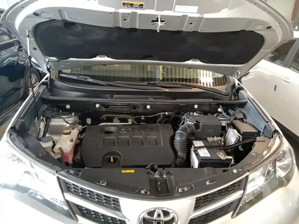 Toyota RAV4 — миниатюра 20