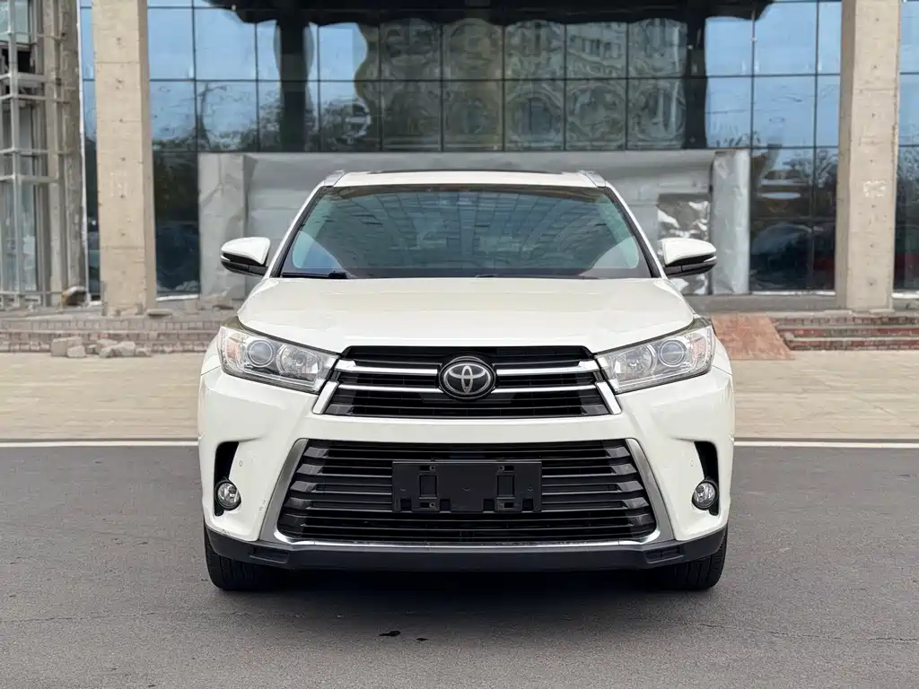 Toyota Highlander — миниатюра 2