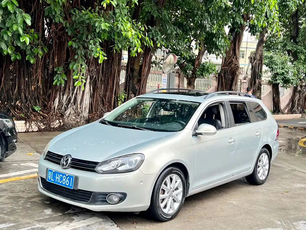 Купить Volkswagen Golf (Import)