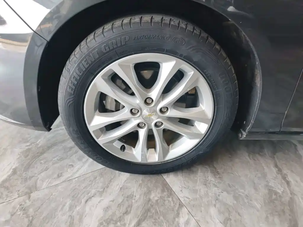 Chevrolet Malibu XL — миниатюра 23