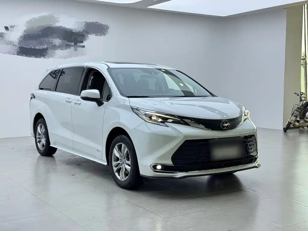 Toyota Sienna 2024 2.5L Comfort