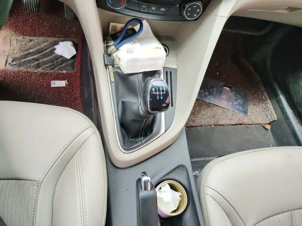 Buick Excelle — миниатюра 15