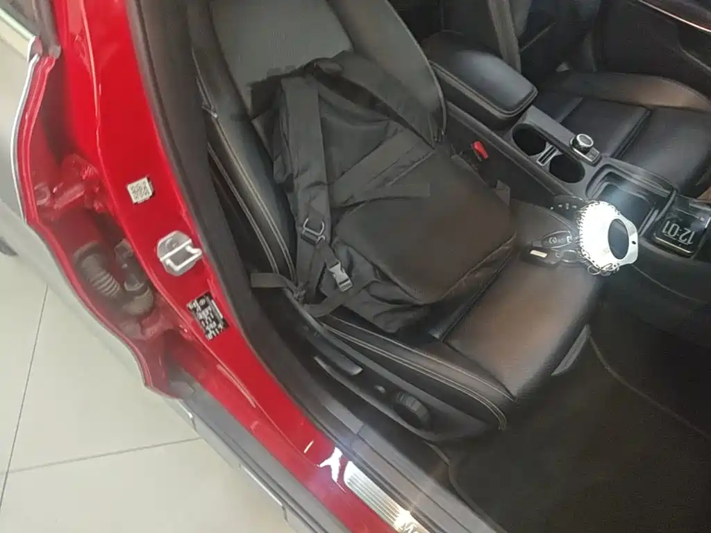 Mercedes-Benz GLA — миниатюра 25