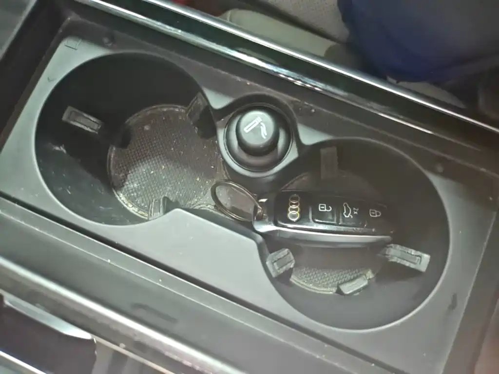 Audi A8 — миниатюра 9