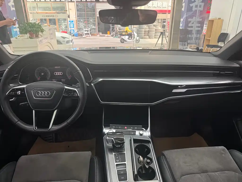 Audi A6L 2020 40 TFSI Luxury
