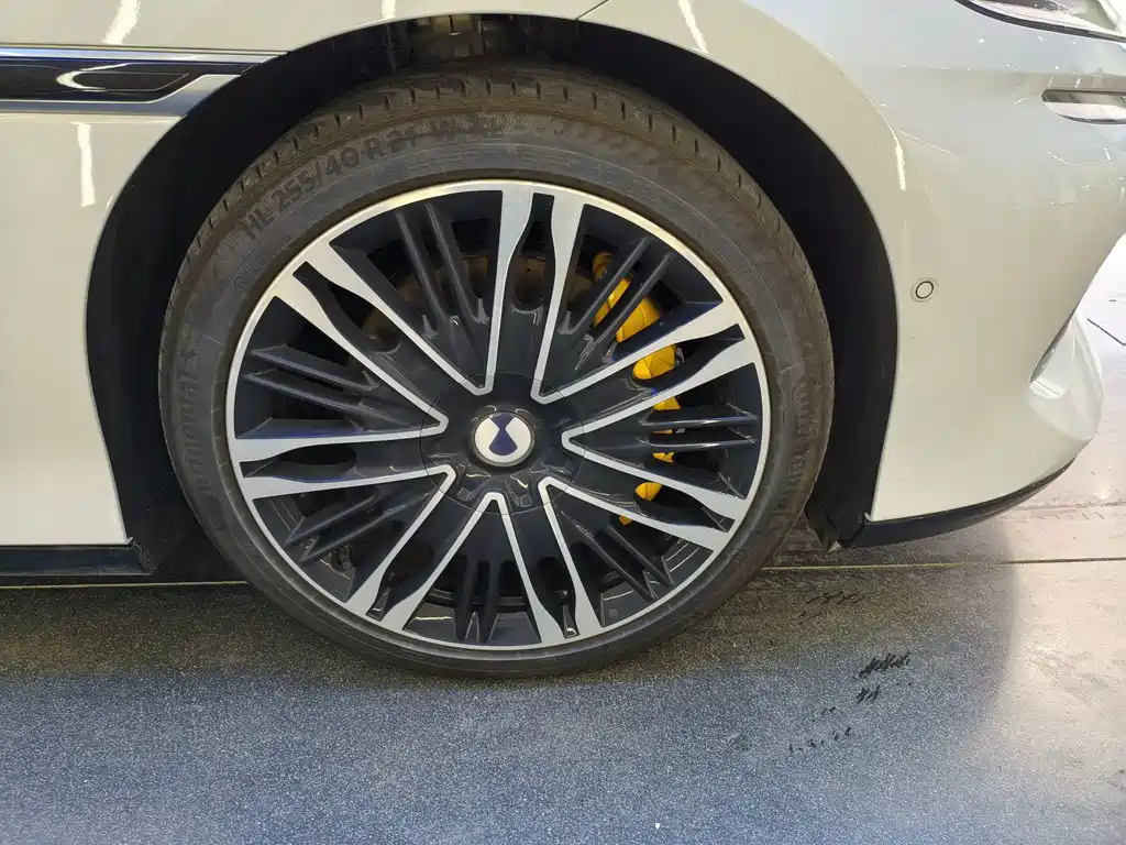 Denza Denza Z9GT — миниатюра 16