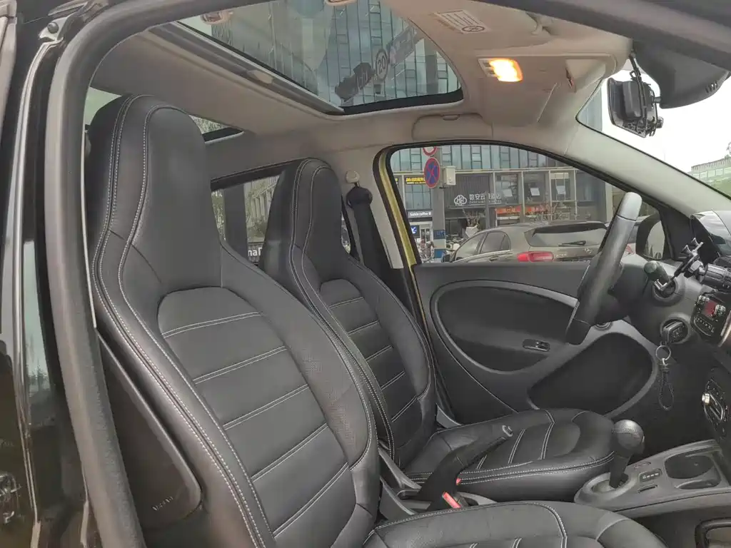 smart Smart Forfour — миниатюра 8