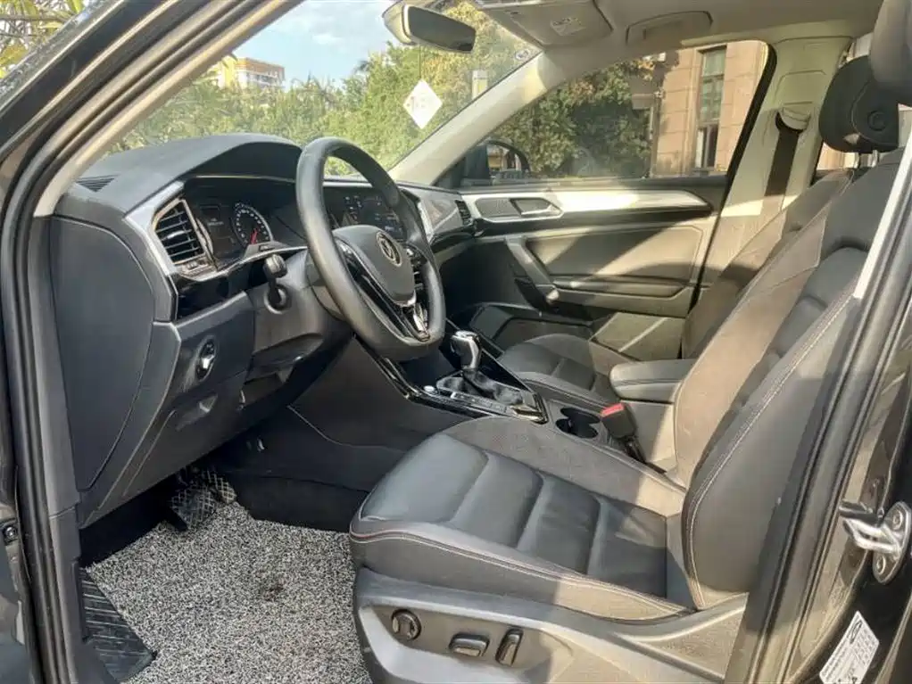 Volkswagen Tayron 2021 330TSI Luxury Smart Connect