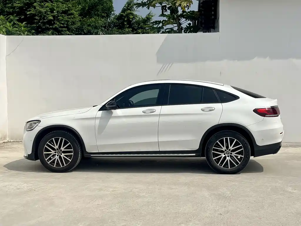 Mercedes-Benz GLC Coupe — миниатюра 10