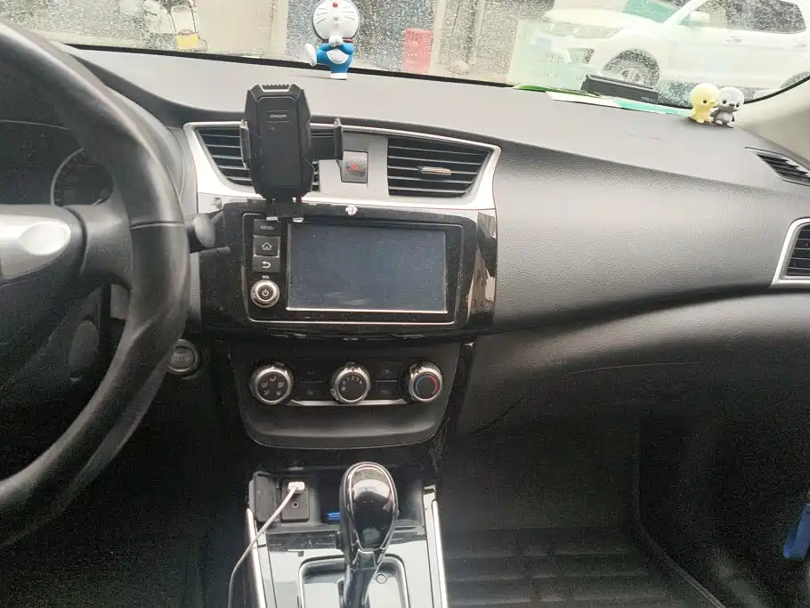 Nissan Sylphy — миниатюра 13
