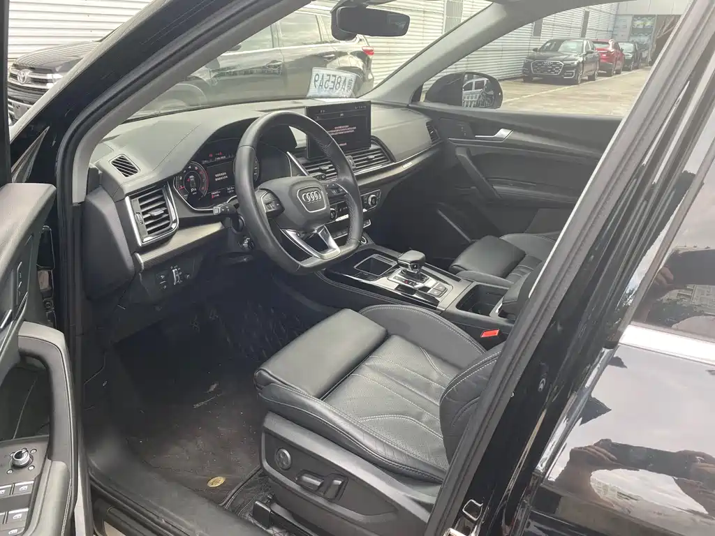 Audi Q5L 2021 40 TFSI Luxury