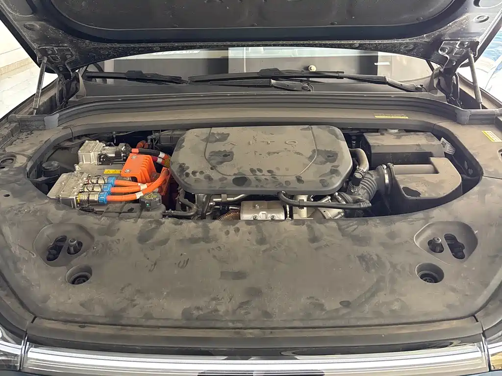 AITO ASK THE WORLD M9