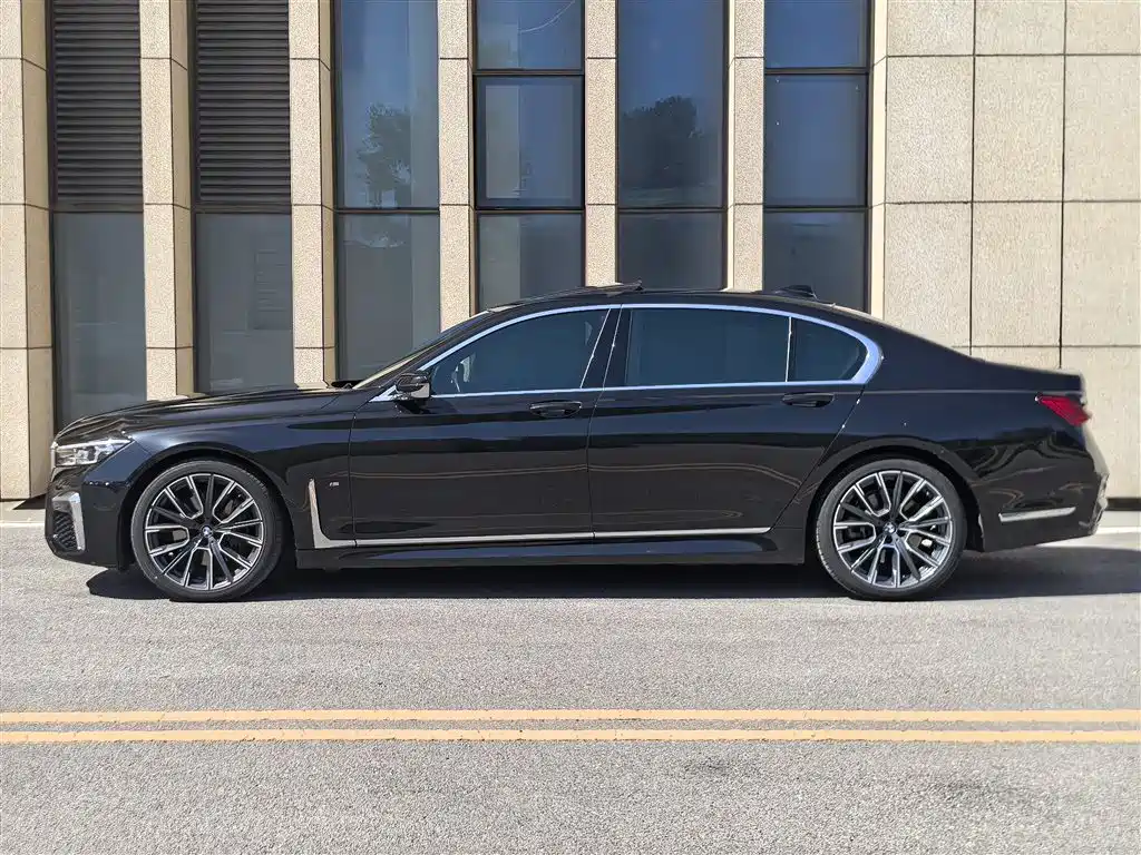 BMW 7 Series 7 2021 740Li Lead M Sport