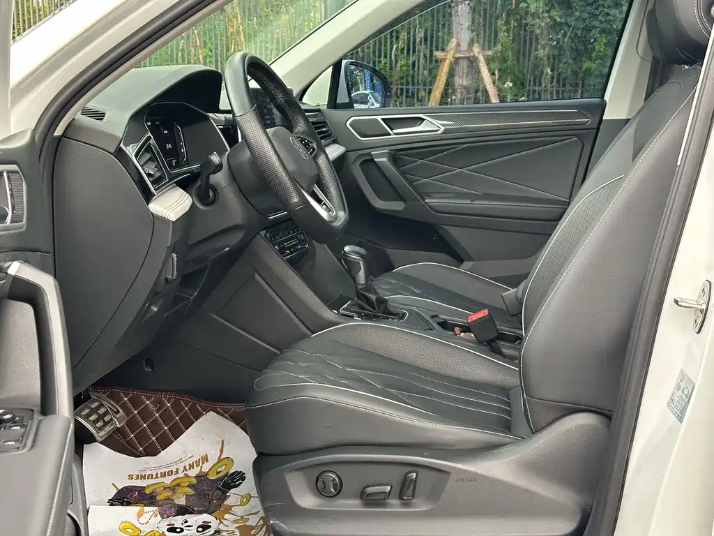 Volkswagen Tiguan L — миниатюра 5