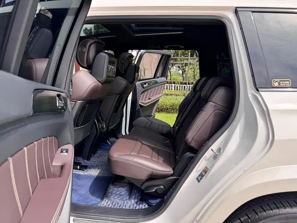 Mercedes-Benz GLS AMG — миниатюра 11
