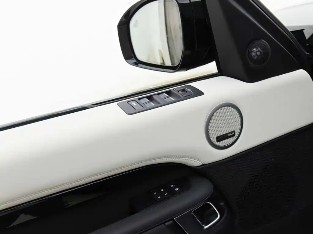 Land Rover Discovery — миниатюра 11