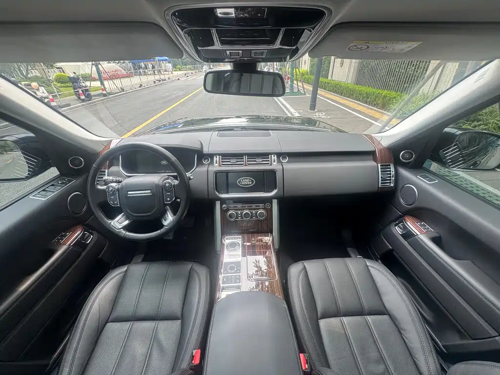 Land Rover Range Rover 2016 3.0 SC V6 Vogue Long Wheelbase