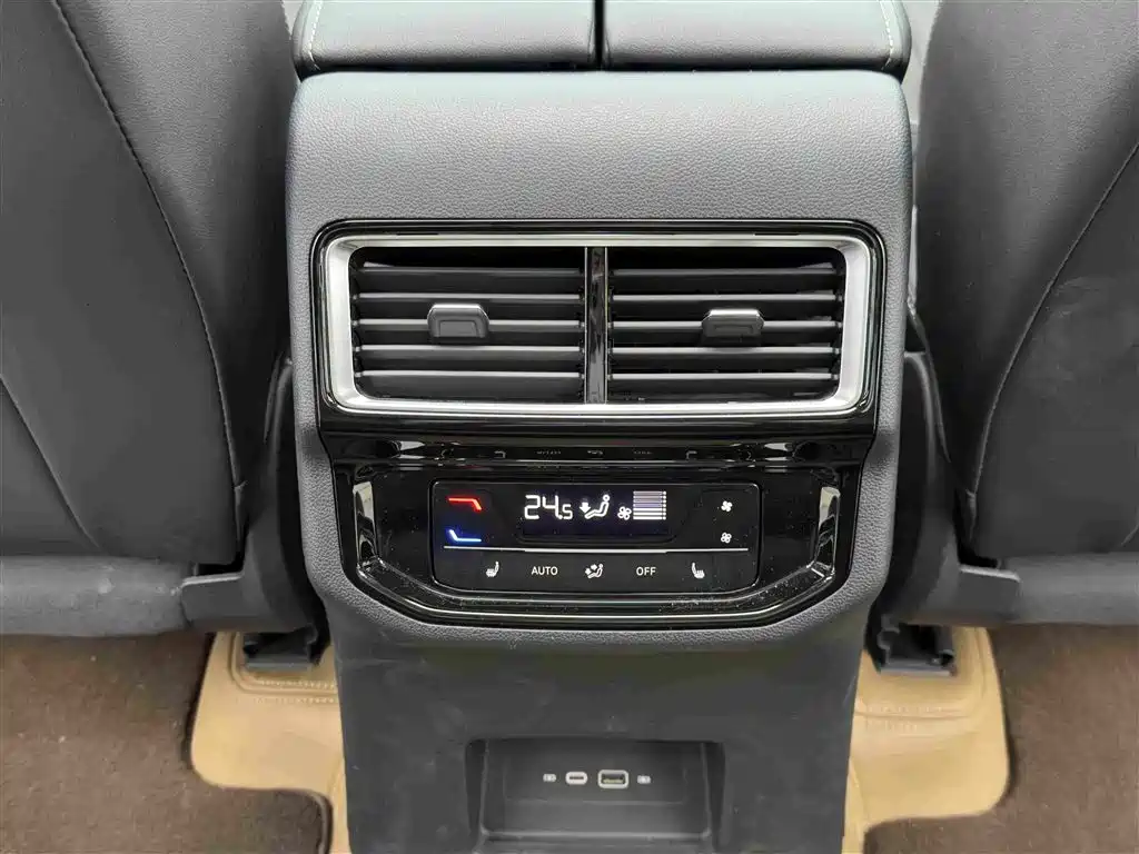 Volkswagen Teramont — миниатюра 14
