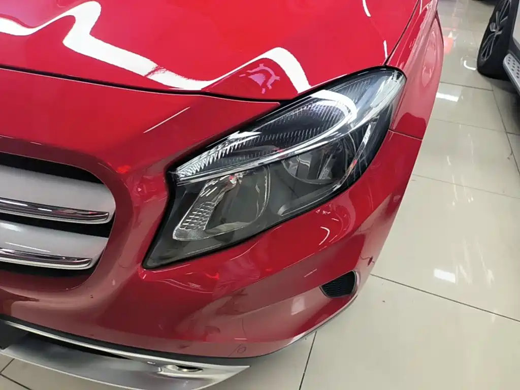Mercedes-Benz GLA — миниатюра 24