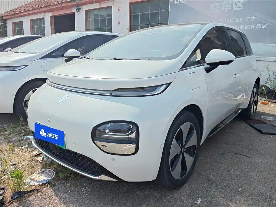Baojun Yunduo 2023 460 Max Spirit Sharp Edition