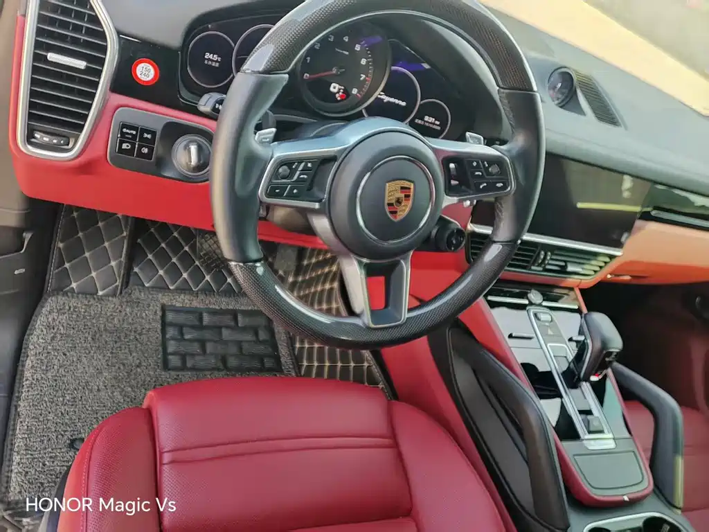 Porsche Cayenne — миниатюра 11
