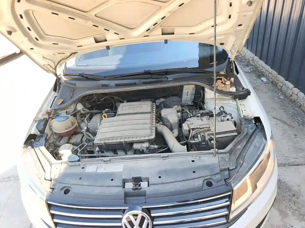 Volkswagen Santana — миниатюра 20
