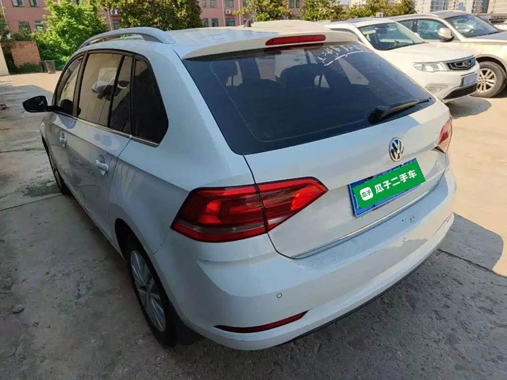 Volkswagen Santana — миниатюра 5
