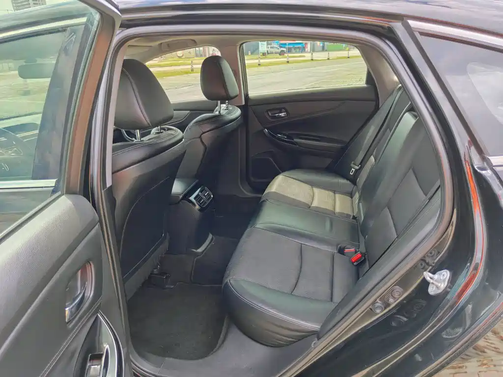 Honda Spirior — миниатюра 13