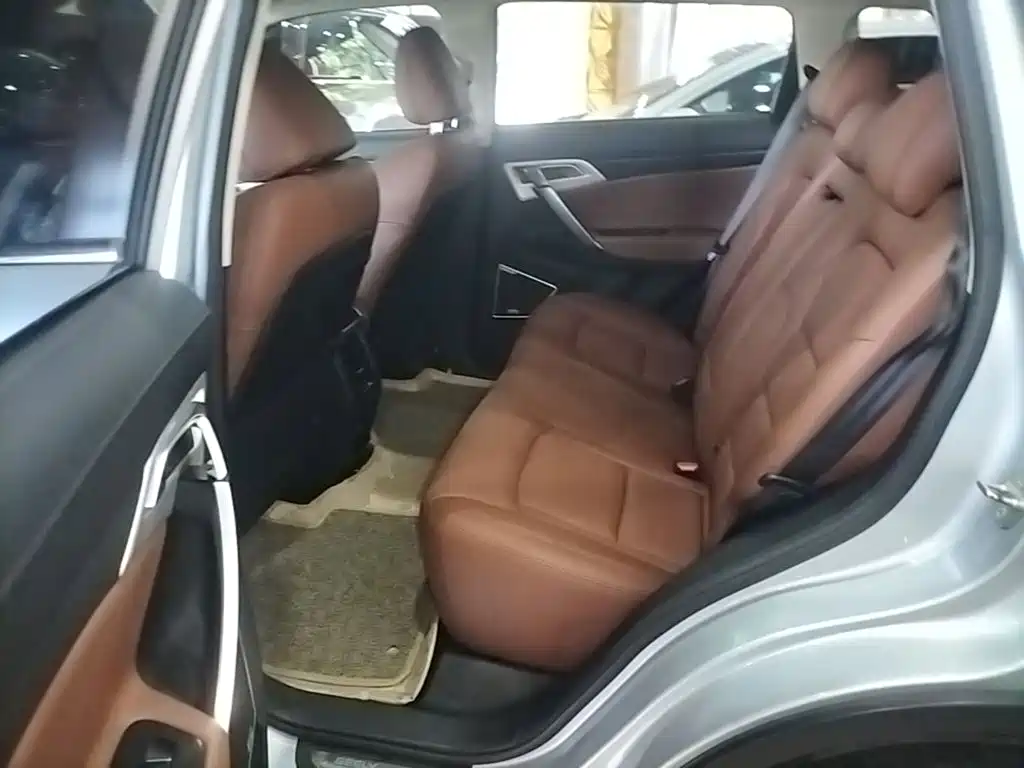 Geely Boyue — миниатюра 17