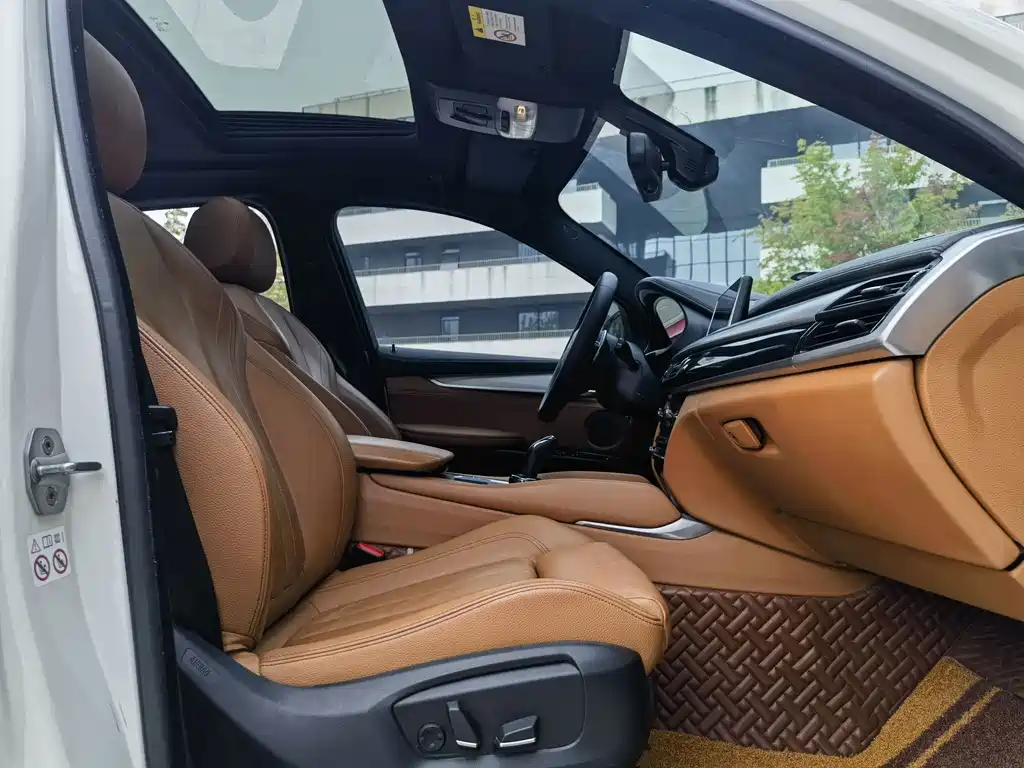 BMW X6 — миниатюра 15
