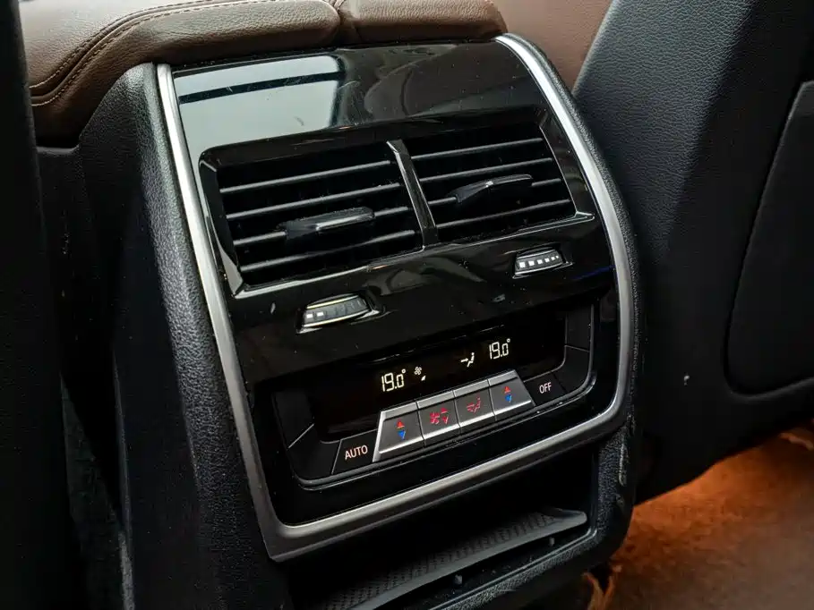 BMW X5 (Import) — миниатюра 26