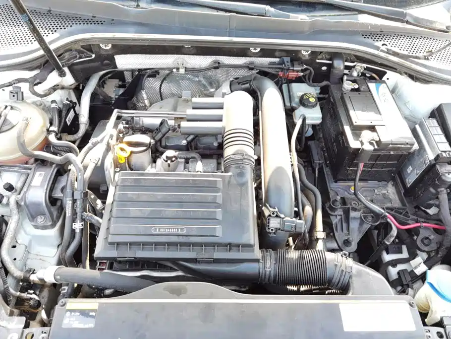 Volkswagen Golf — миниатюра 10