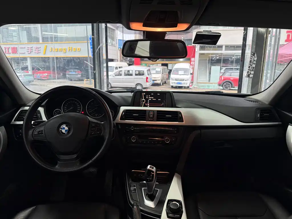 BMW 3 Series (Import) — миниатюра 6