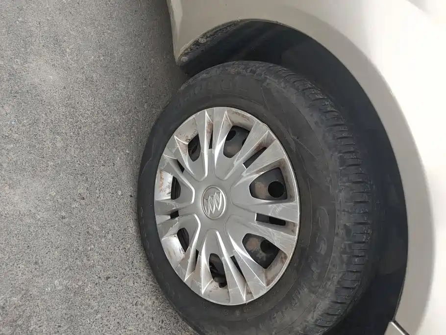 Buick Excelle — миниатюра 6