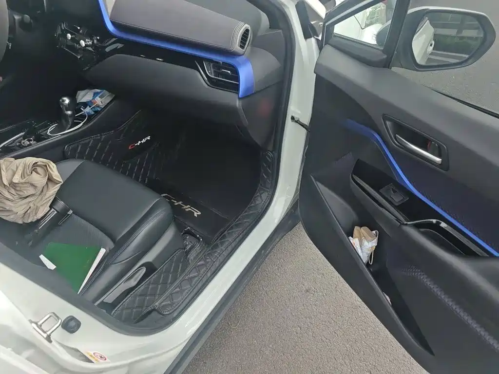 Toyota C-HR — миниатюра 18