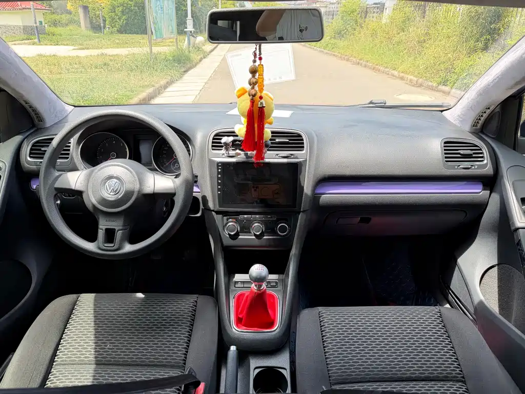 Volkswagen Golf — миниатюра 10